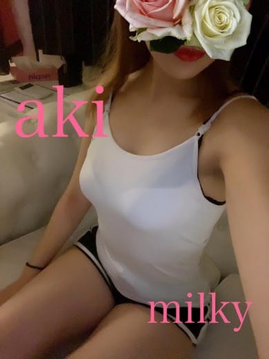 あき(2枚目) | Milky