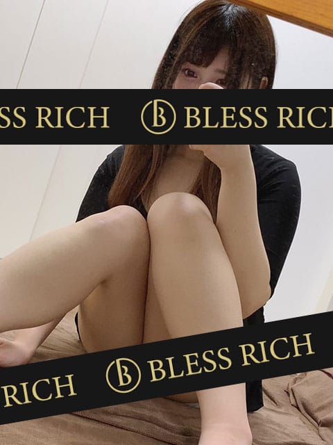 まや(1枚目) | BLESS RICH