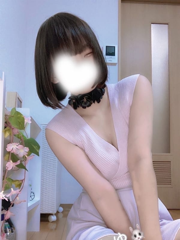 卯月なゆ(2枚目) | アロマジョリー成田店
