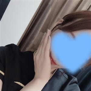 みなみ | chainon（シェノン）