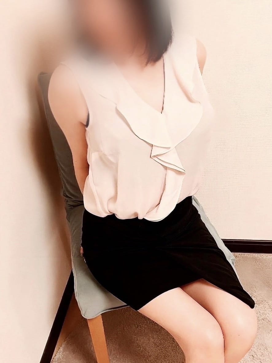 藤白しいな