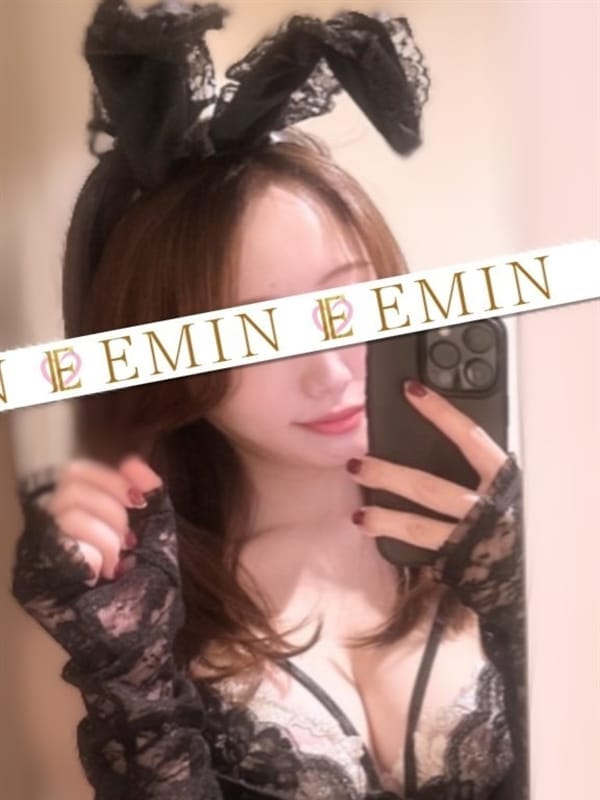 胡桃沢みる(7枚目) | Emin