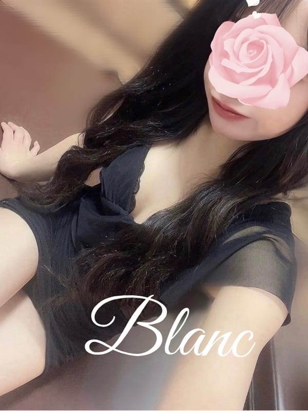 泉あかり | Blanc