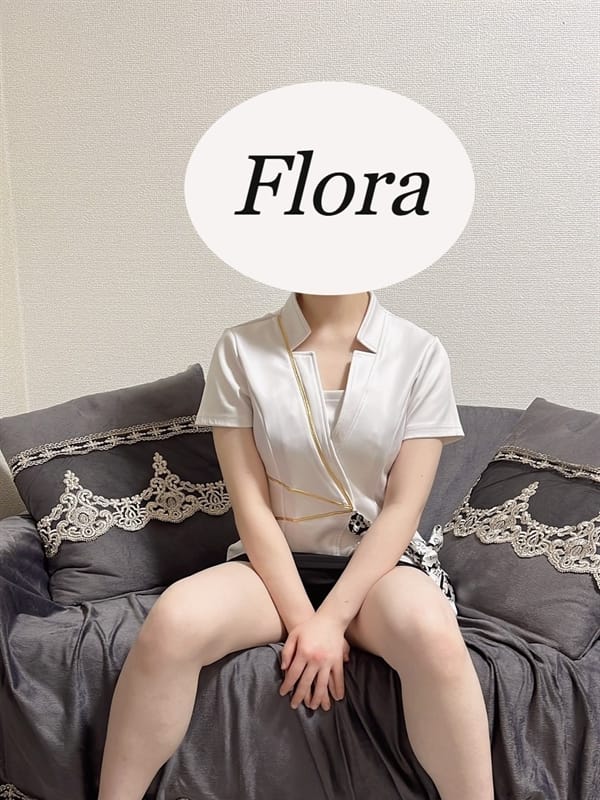 さな(2枚目) | Flora Tokyo