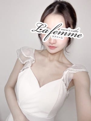成海せな(1枚目) | La femme(ラファーム)