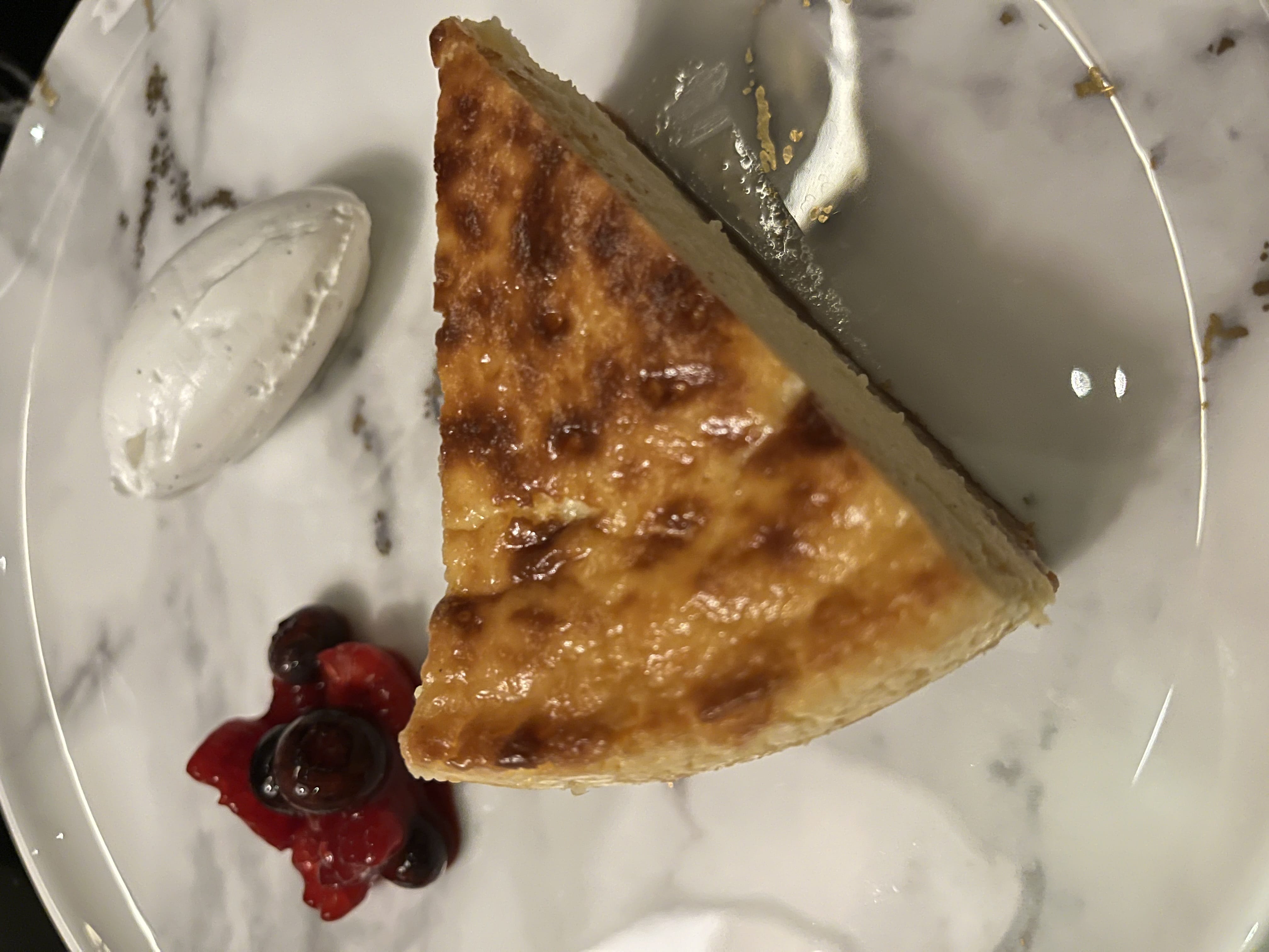 「リッツ・カールトンのケーキ」09/23(土) 20:48 | 舞花の写メ日記