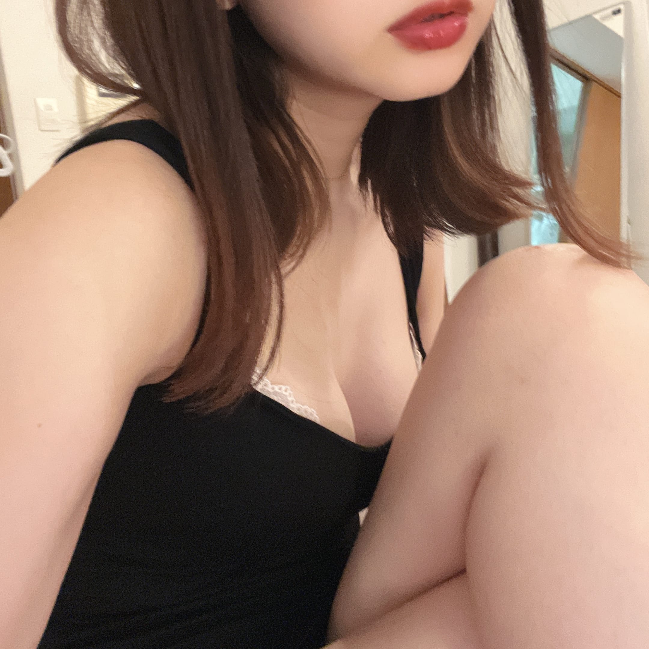 「出勤♥」10/03(火) 13:12 | 真白　かすみの写メ日記
