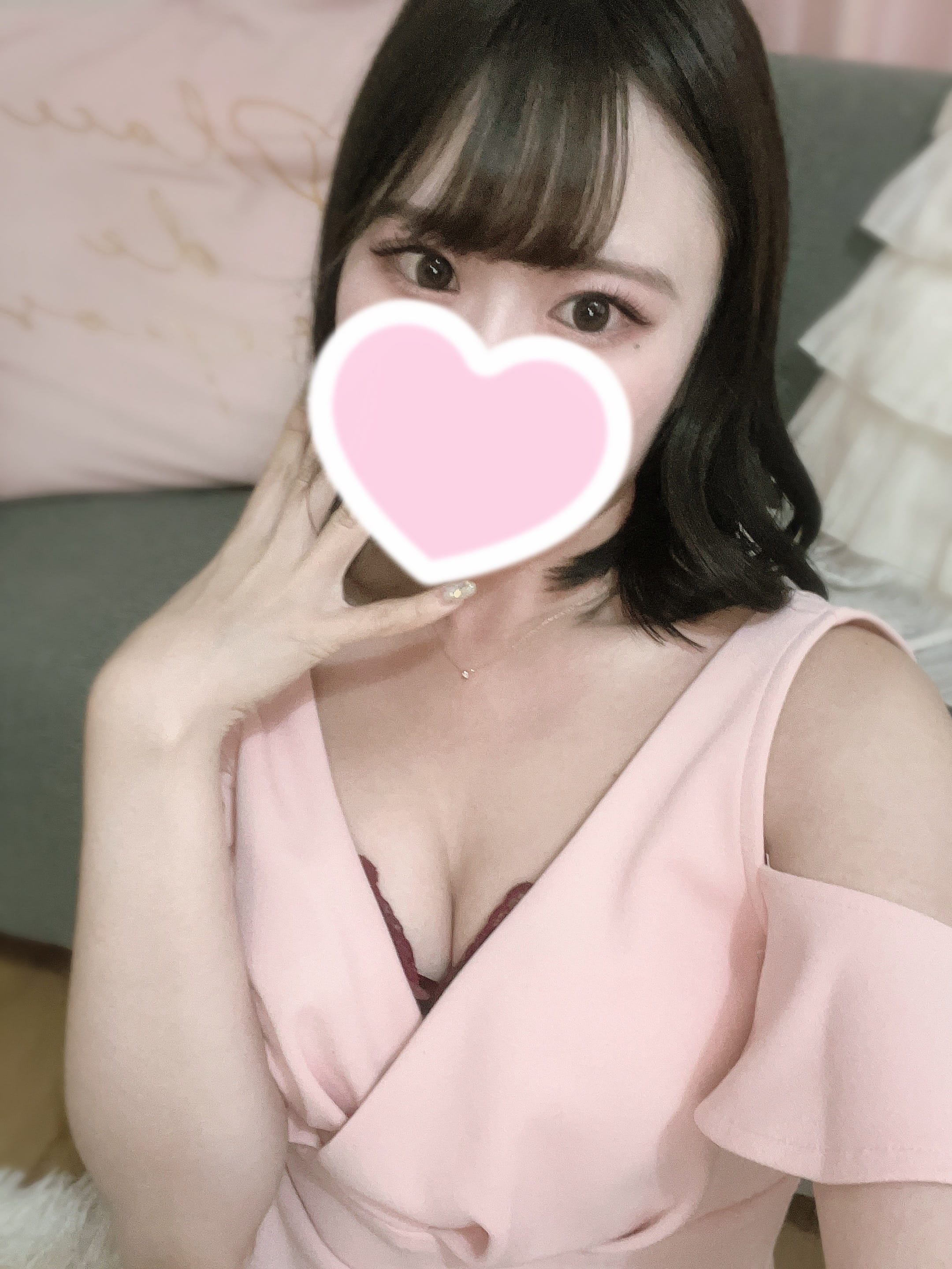 「出勤♡」06/21(金) 18:50 | うららの写メ日記